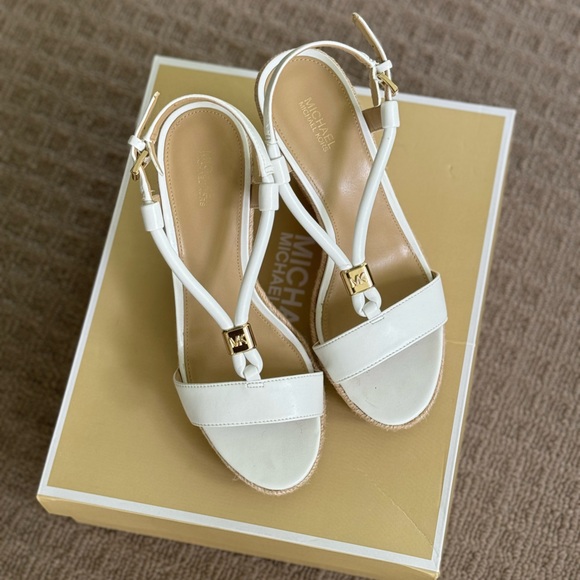 Michael Kors Annie Wedge Sandals in White - Picture 11 of 12